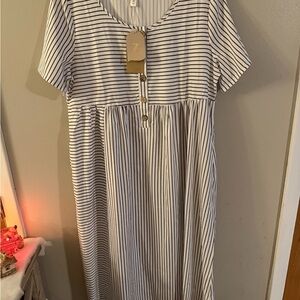 Zolucky Black and‎ White Striped Maxi Dress